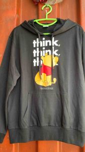 เสื้อแขนยาว มีฮูดสีดำ ใหม่ ไซร์44 disneyแท้