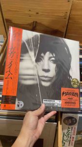 แผ่นเสียง Lady GAgA Mayhem japanese Obi Vinyl2 LP posterSingle Sided Etched  มือหนึ่ง