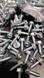 Baut skrup bamper original baut drat kasar universal isi 20 baut skrup