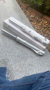 กระบอกโช้คเดิม กระบอกโช้คเดิม คลิ้กเก่า Click110 Click play ชุดกระบอกโช้ค แกนโช๊คหน้า รุ่นดั้มเบรคหน้า พร้อมใช้งาน/โช้คหน้าคลิ้ก