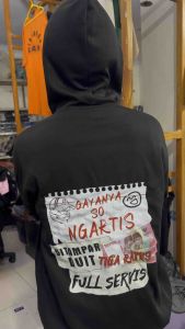 Sweater Hoodie Gayanya So Ngartis Ditampar Duit Tiga Ratus Full Servis