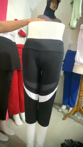 Legging Tile Spandek Mix Putih: Legging Berkualitas Tinggi