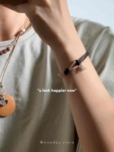 Vòng cổ Jiro - Dây chuyền mặt gỗ tam giác / tròn mix charm bông hoa nhỏ