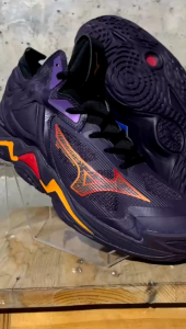 Sepatu Mizuno Volly Ball / Mizuno Momentum 3 MID Full Black / Sepatu Mizuno Wlz5 / Sepatu Olahraga Pria / Sepatu Lari Pria / Sepatu Voli Voly Volly Volleyball Mizuno / Sepatu Volly Terbaru / Sepatu Volly Mizuno Wlz6 / Sepatu Mizuno Wave Momentum