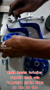 Roda Bantu Belajar atau Roda Samping Sepeda Anak 12&16 Inc Ada Lampu