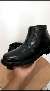 Sepatu Formal PDH Pria: Kualitas & Keamanan