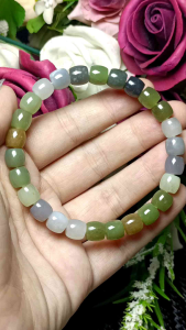 (Certificate) Hetian Jade / Nephrite Jade Bracelet 8mm+- (证书) 和田玉手串 水头饱满特别润 冰透 8mm+-很润水头好 带证书 一物一证书 带编码