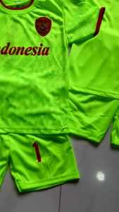 JERSEY BOLA TIMNAS ANAK TERBARU SETELAN KAOS BOLA TIMNAS ANAK TERMURAH UMUR 1-14 TAHUN KUALITAS PREMIUM BAHAN LEMBUT DAN ADEM