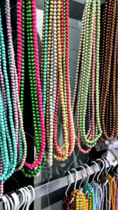 Mutiara sintetis Mutsin lonjong size 6mm berbagai macam warna