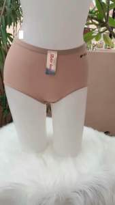 665#(L XLSisterhood)กางเกงในผ้าลื่นเน้นกระชับในตัว