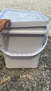 20 ลิตร สีขาว พลาสติก เหลี่ยม เปียกเทียบ บรรจุ พร้อม ฝา 1 ห่วง ถังผลิตภัณฑ์ สามารถส่งถังได้