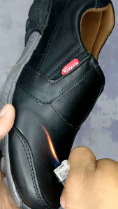 KICKERS - sepatu casual pria slip on sepatu formal santai kulit sapi warna hitam