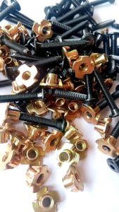 100.pcs baut mur cakar m6 box speaker panjang 4cm full drat bahan baja asli anti karat baut mur spiker