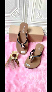 Sandal Jepit Wanita Terbaru 2024 & Sandal Slop Wanita Terlaris