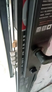 PINTU ALUMUNIUM SMART LOCK