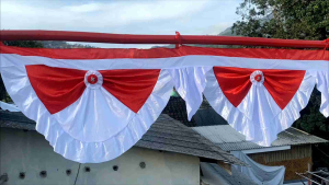 Bendera Background Yks Merah Putih Bergelombang Bahan Abutai Panjang 9 Meter