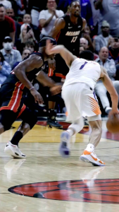 JERSEY BASKET BUTLER #22 MIAMI HITAM