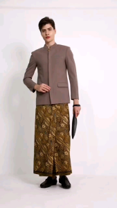 Alhazmi Sarung Batik Kudusan Sarwo Edi Lerek Kembang Series