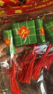 Bộ 6 liễn treo mô hình bánh trưng bánh tét trang trí cây mai đào dịp Tết