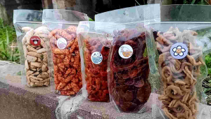 Cemilan viral!!Basreng pedas daun jeruk/basreng original kemasan kecil