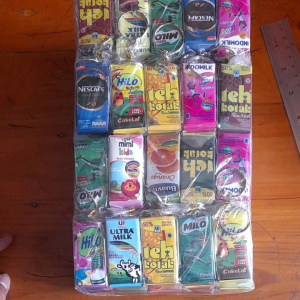 100 GANTUNGAN KUNCI MINIATUR MINUMAN KOTAK || Souvenir pernikahan Souvenir ultah Souvenir khitanan