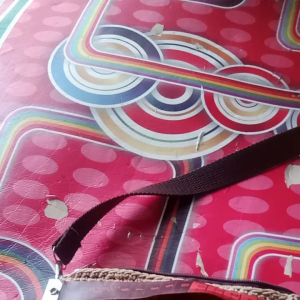 Tas Selempang Granny Rajut: Tas Rajut Selempang yang Tahan Lama