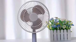 Portable Table Fan With LED Light USB Rechargeable Automatic Swing Fan for Home Office Study Reading Lamp