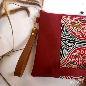 Pouch Etnik Baru untuk Penjualan E-commerce