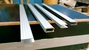 LIS ALUMINIUM M 50 CM LIS HARDCASE BOX KOPER LIS ALUMINIUM M/U
