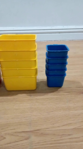 Hanging Feeding Cup for Chicken / Pakainan ng manok( Random color ) ( Small  Medium  Large )