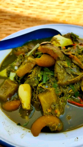 (พร้อมส่ง ) หนังวัวเผาต้มสุก หนังวัวเผาต้มจืด (500 กรัม) หนังวัวต้มจืด ชิ้นใหญ่ พร้อมทาน แพคซีลสุญญากาศ หนังแกงขี้เหล็ก