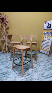 Kursi Bar Cendok Injakan Besi Murah Terbaru