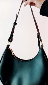 Tas Hobo Praktis & Nyaman: Tas Bahu Wanita Hobo