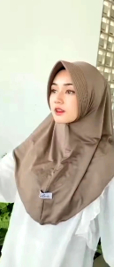 HIJAB Bergo Sport Hamidah Nutup Dada / Jilbab Instan 100rb Dapat 7 Daily Sport Label Woven Jersey Premium Tebal Muslim