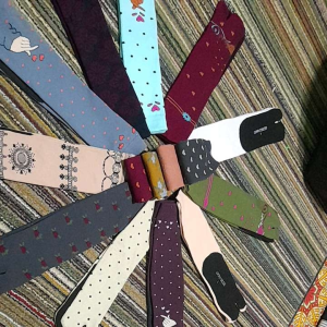 12 PASANG KAOS KAKI JEMPOL MOTIF HENA/KAOS KAKI MUSLIMAH MOTIF PREMIUM TER MURAH