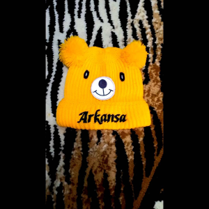 Kupluk pom pom rajut laki laki karakter beard rikues nama sendiri