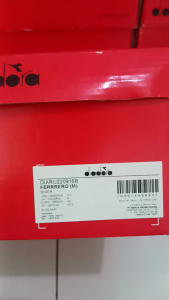 Sepatu pria Diadora Ferrrero DIARU220916B Hitam