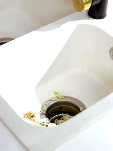 Rak Sudut Wastafel Saringan Sampah Sekali Pakai / Rak Sampah Sudut Wastafel Bahan Besi