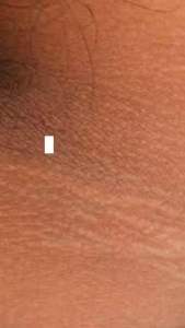 PERFECT WHITE AHA BODY SERUM WHITENING & MOISTURIZING ISI 20ML