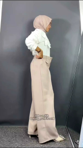 Celana Panjang Wanita: Bahan & Desain Berkualitas