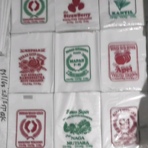 PLASTIK BERAS 25Kg/28Kg/3Kg (ISI 50LEMBAR)