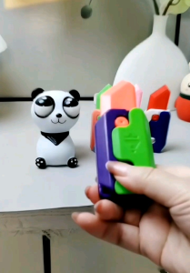 READY Gravity carrot knife 3d printing fidget toys . mainan pisau wortel viral / Gravity Knife Toy