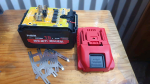 FULL VỎ PIN MAKITA 15 CELL 4 MOSFET 30A TO CÔNG SUẤT LỚN 120A ĐỈNH FULL BỘ CHÍNH HÃNG DXIONG.