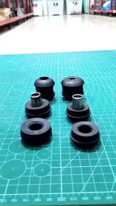 Karet Shock Breaker Belakang Atas Bawah Avanza Xenia 1set 4pcs