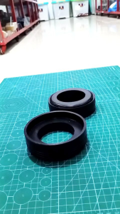 Karet spacer per depan atas all new avanza xenia 2022+ tebal 3cm set 2pcs.