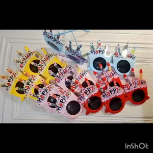 Kacamata Ulang Tahun Motif Lilin & Desain Unik