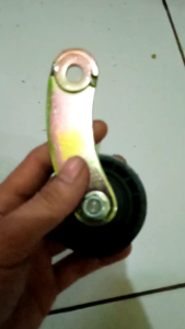 Pully Puli Tension / Pully Poli Radiator / Pully setelan radiator Kubota RD 75 RD 85