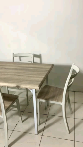 Set Meja Makan 4 Kursi Bahan Kaki Besi Kuat Kokoh dan Awet
