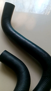 SELANG RADIATOR TOYOTA AVANZA DEPAN ATAS BAWAH