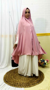 Khimar Syari bahan DramaQueen model handsplit (belah samping)